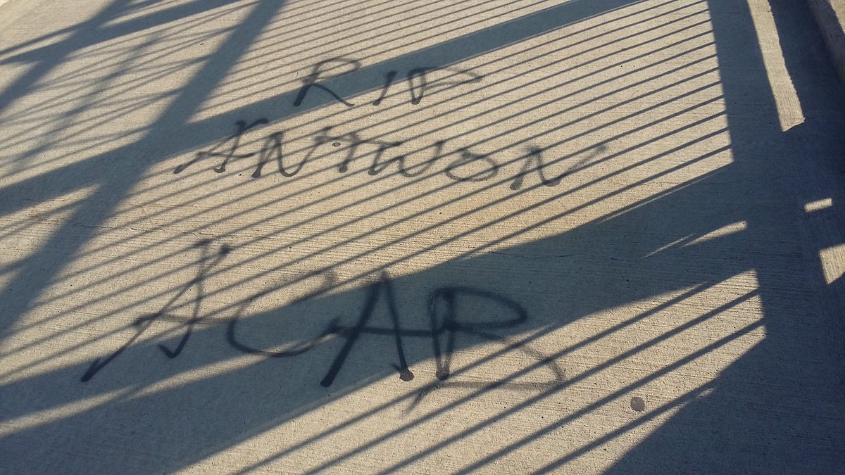 pghgraffiti's tweet photo. #RIPAntwon #Acab https://t.co/BtOgaKgN2J