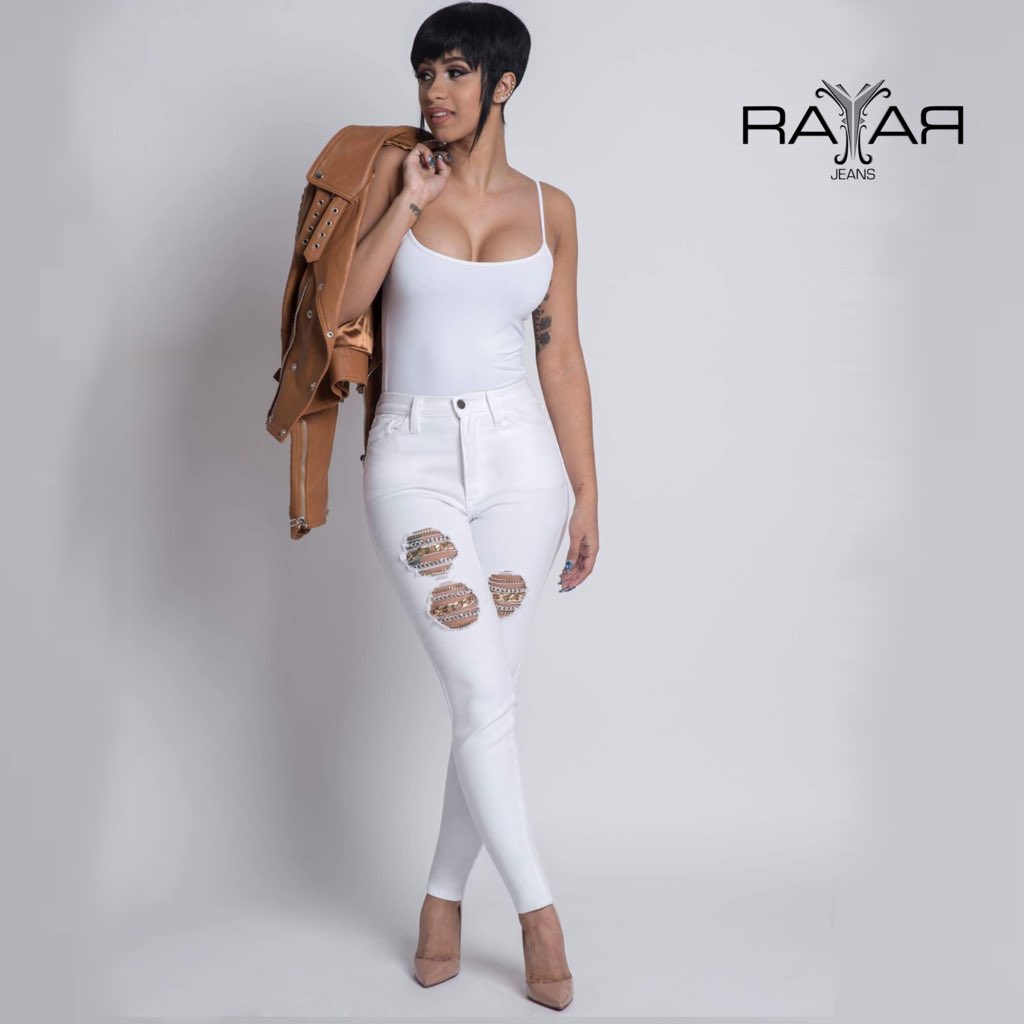 thefashionbomb's tweet image. Get @RayarJeans at RayarJeans.com