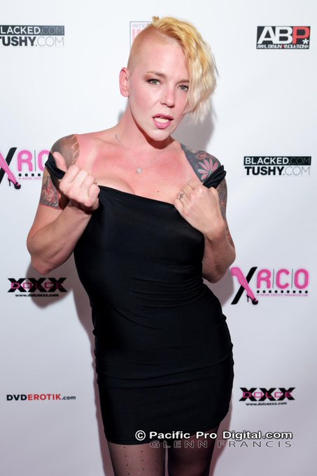 #xrcoawards had a lot of fun! https://t.co/kZ7DmssL8Z<a href="/tag/xrcoawards"class="tags">#xrcoawards</a>