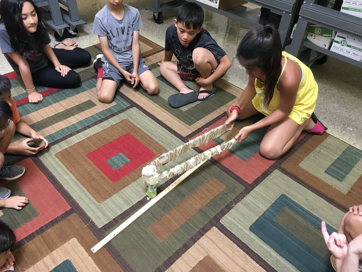 IolaniLSFabLab's tweet photo. First Attempt in Grabbing
#makered
#makeredspace
#elemaker https://t.co/qhAAPRjDDA