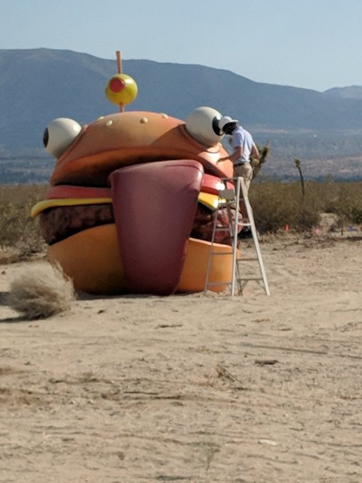 Fortnite Mystery Durr Burger Appears In California Desert Mashable