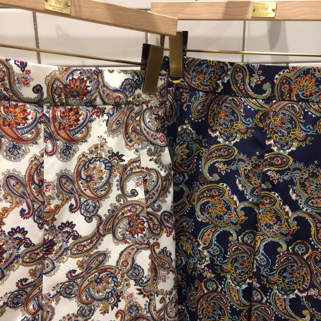 BY_FUJIMI's tweet photo. 【WOMENS】<BEAUTY&YOUTH>
BFC PAISLEY TUCK TPD 40 13,000円(+tax)
#BYITEMSW
#beautyandyouth https://t.co/GfNlhPK3yE