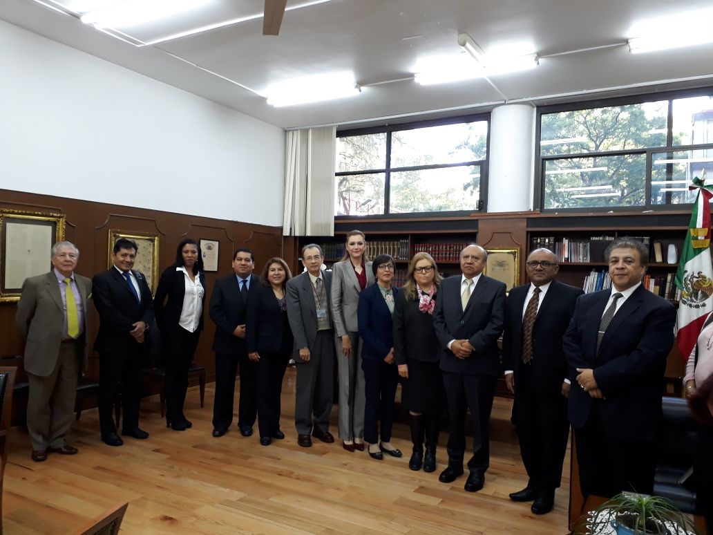 ChaverraJazmin's tweet photo. FELICITACIONES DOBLES!!! la @UniversidadCUC de #Barranquilla y el Programa de Contaduría Pública recibió ayer ACREDITACIÓN INTERNACIONAL de #CACSLA. Un gran logro!!! Además, participamos como PARES ACADÉMICOS INTERN. en el @IPN_MX ESCA Santo Tomás, ciudad de MÉXICO. https://t.co/0paNxNi2yA