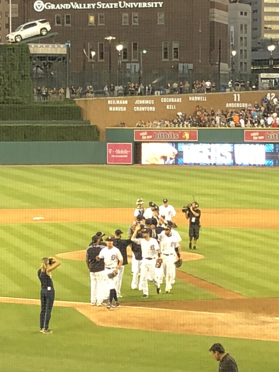 WallysWally's tweet photo. Nice win Tigers!!! https://t.co/cEmNwFPmIH
