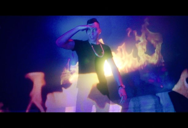 SEANPATRlCK's tweet photo. 'DRAGON' Music Video out now on YouTube! ☠🐉 #NewMusic #StarPark
https://t.co/Kqe4GtRkY2 https://t.co/R2G4AXIcOc