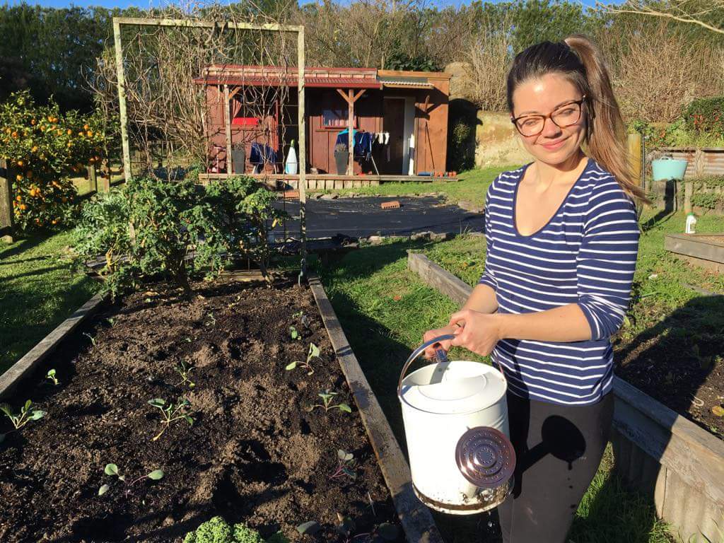 Depuis quelques jours nous sommes chez Amy et Shane à Tauranga. Contre le logement et les repas, nous les aidons à prendre soin des animaux et du jardin... avec le sourire ! Le HelpX est un bon moyen de travailler et de rencontrer les locaux ! #HelpX #Wwoofing #NewZealand
