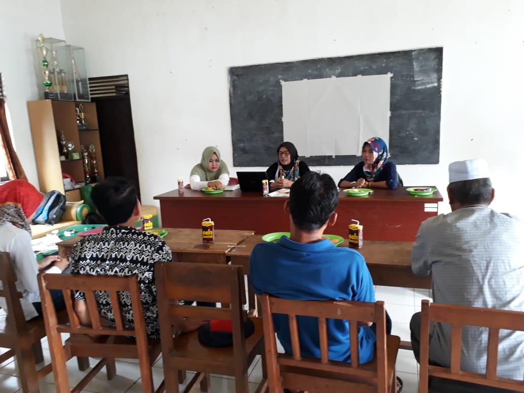 Kegiatan cikal bakal memandirikan desa. *Pendampingan kepada desa. Untk Kgiatn Pemetaan ekonomi u usaha BUMDESA Dan mmberikan pemahaman tentang TTG* 

#PIDMandirikanDesa
#TPPIKalsel
#TPPITanahLaut
<a href="/jokowi/">Joko Widodo</a>
<a href="/ekosandjojo/">Eko P. Sandjojo</a>
<a href="/anwsanusi/">Anwar Sanusi</a>
<a href="/taufikmadjid71/">IG : taufik.madjid</a>
@fachrilabalado
<a href="/kpw3_kalsel/">P3MD KalSel</a>