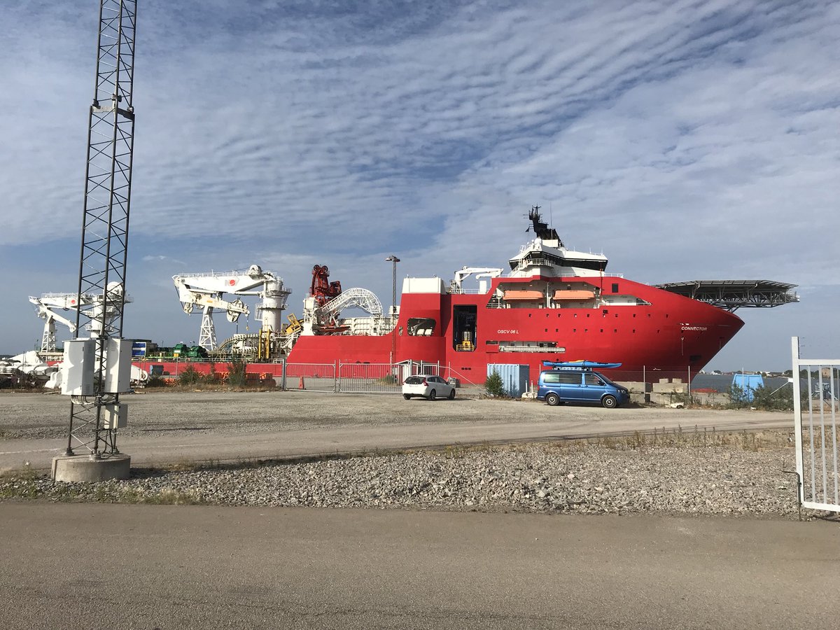 CaptainMatte's tweet photo. Börjar dagen med att ta hand om den här skönheten! 😎 #Connector #157m https://t.co/IpDWH0jT0W