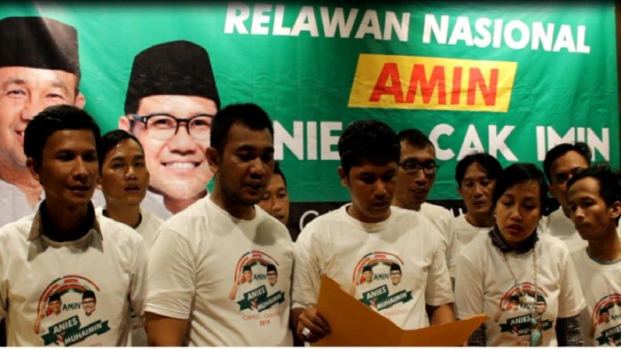 Relawan Anies- Muhaimin (AMIN) for Capres dan Cawapres Deklarasi di Depok

<a href="/aniesbaswedan/">Anies Rasyid Baswedan</a> <a href="/cakimiNOW/">A Muhaimin Iskandar</a>
tribunnews.com/nasional/2018/…