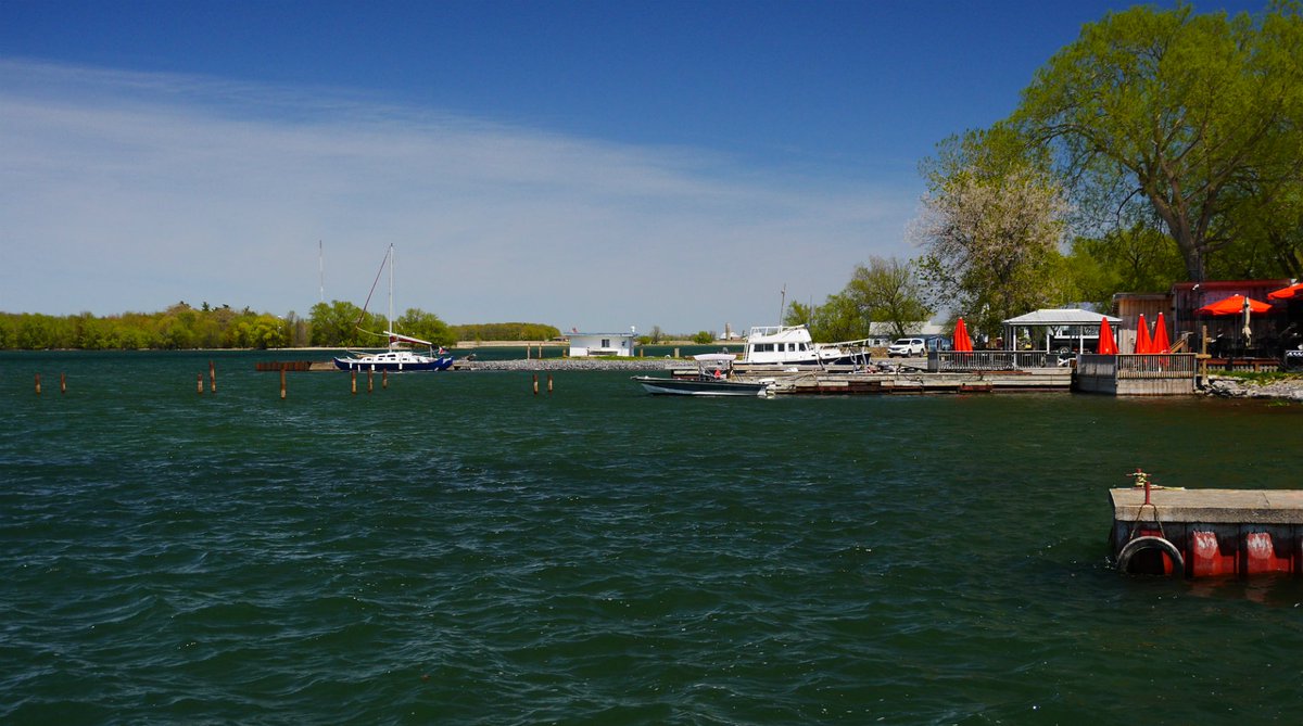 Perfect weekend weather forecast to take the #ferrybyfoot to #WolfeIsland, take the #BigSandyBay bus &amp; relax on the #beach! Return to Marysville for dinner &amp; incredible sunset views from <a href="/WolfeIslandGril/">Wolfe Island Grill</a> patio or Wolfies! #whatareyouwaitfor #summertime #funinthesun #1000islands