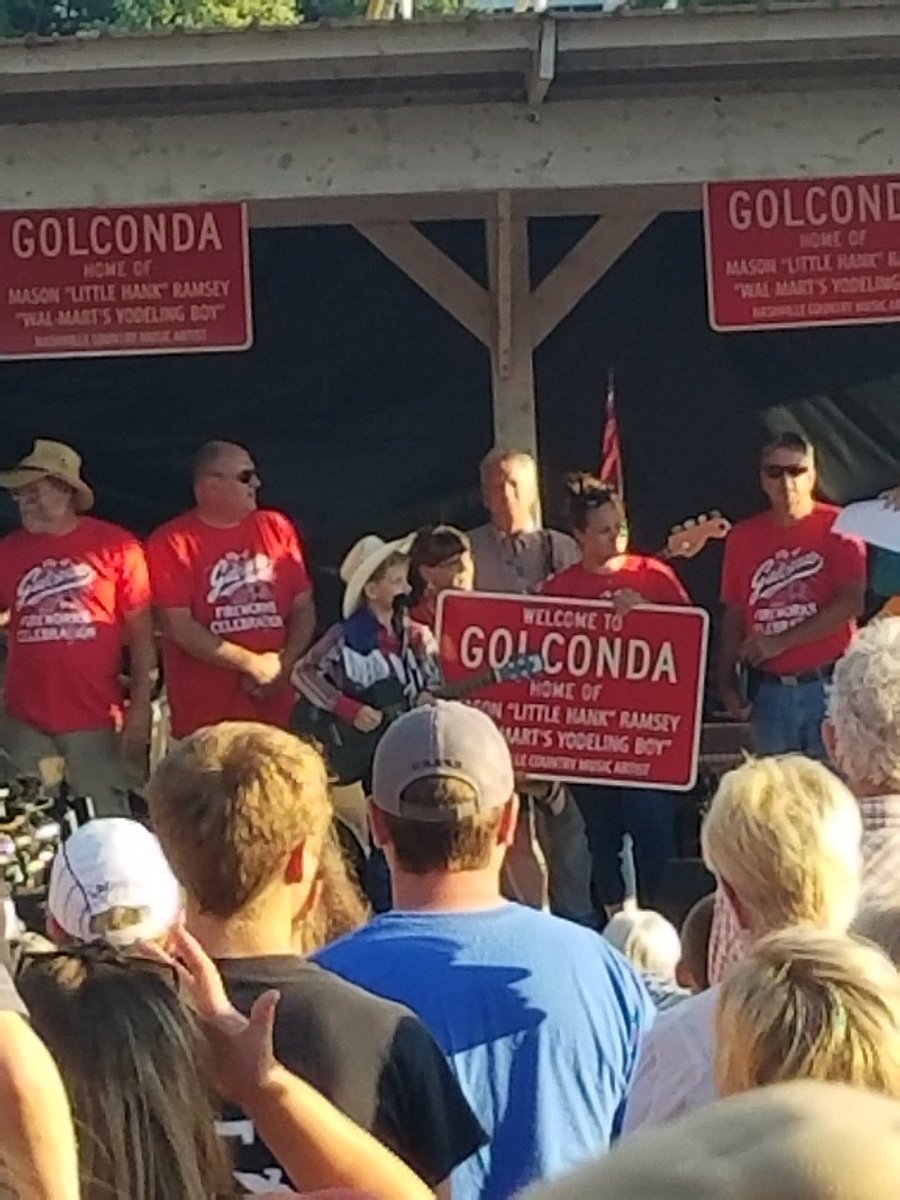 AshleyFocht3's tweet photo. Welcome to Golconda Home of Mason "Little Hank" Ramsey 'Walmarts  Yodeling Boy' #cuda @chrisdelia https://t.co/ncnAF9dapi