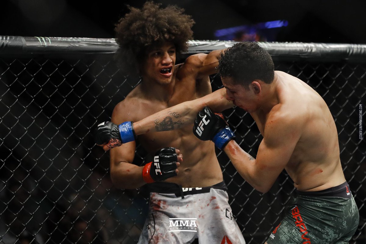 MMAFighting's tweet photo. Heck of a scrap between @BruceLeeroyGlow and Martin Bravo at the #TUF27Finale. Caceres picked up the split decision win. (@allelbows) https://t.co/CEvCejJxXY