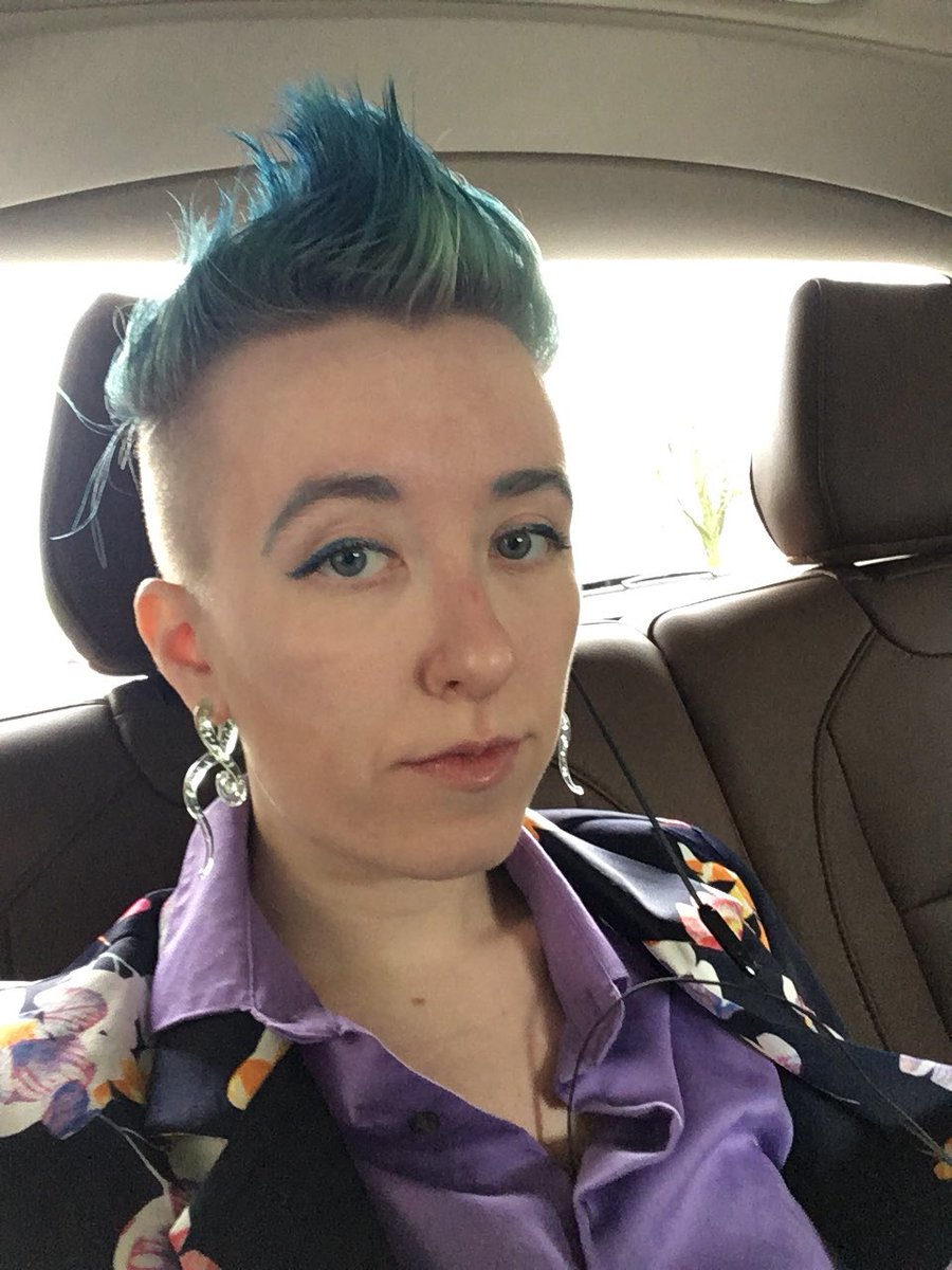 pitbull_lesbian's tweet photo. #notyourbinary it’s ya queer (they/them) https://t.co/e1Rmiy87kR