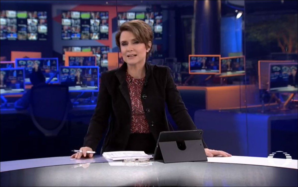 nmas's tweet image. El presidente del Instituto Electoral de Puebla confirmó que la elección a gobernador la ganó la candidata Martha Erika Alonso. El domingo se entregará la constancia de mayoría. #EnPunto con @DeniseMaerker ow.ly/nfZ530bEl2Z