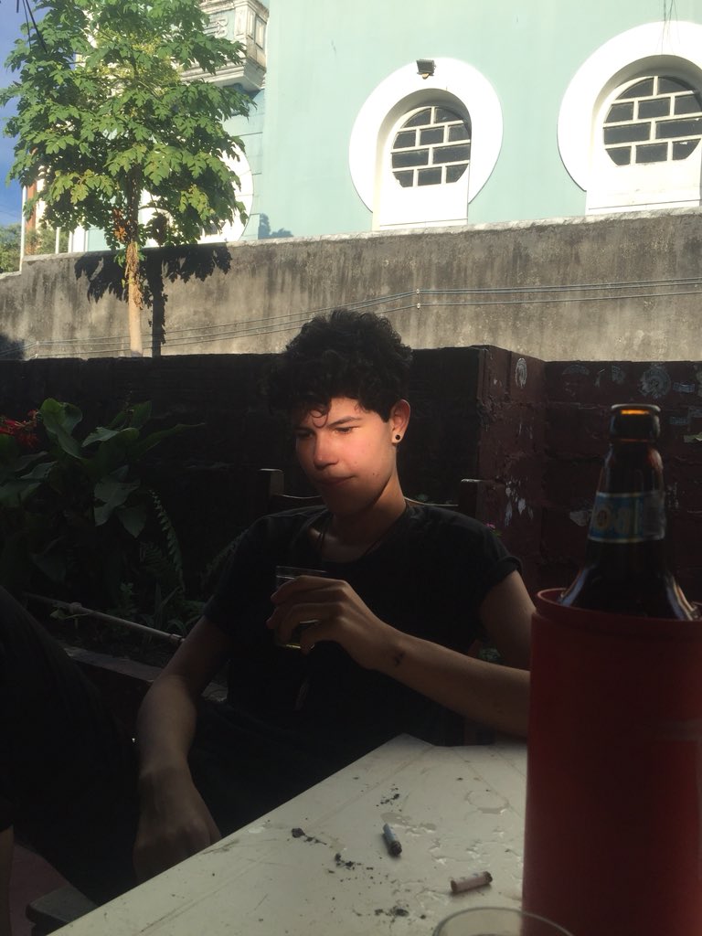 ldrhttp's tweet image. antes do jogo /// dps do jogo