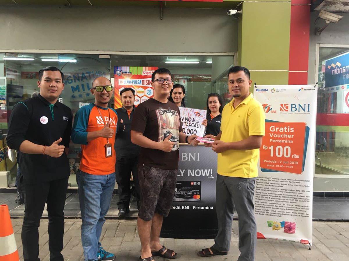 BNI's tweet photo. Ini dia serunya Gratis Voucher Pertamina Rp100ribu dengan bayar BBM Non Subsidi di SPBU COCO Pertamina terpilih dengan Kartu Debit dan Kredit BNI!
Hanya berlaku hari ini pukul 07:00-14:00 WIB!
Info lengkap cek https://t.co/8s2LVjeSvw
#BNI72Tahun #BNItuDigital https://t.co/fd9aLzrZz9