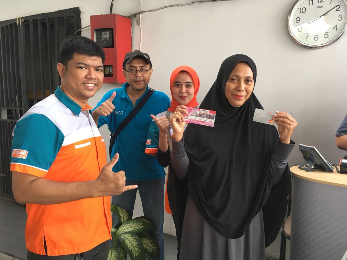 BNI's tweet photo. Ini dia serunya Gratis Voucher Pertamina Rp100ribu dengan bayar BBM Non Subsidi di SPBU COCO Pertamina terpilih dengan Kartu Debit dan Kredit BNI!
Hanya berlaku hari ini pukul 07:00-14:00 WIB!
Info lengkap cek https://t.co/8s2LVjeSvw
#BNI72Tahun #BNItuDigital https://t.co/fd9aLzrZz9
