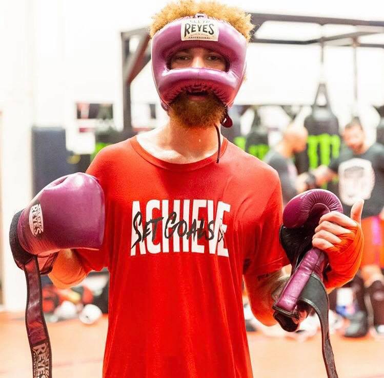 PGSports's tweet photo. Congrats to Luis Peña aka @violentbobross on winning in his #UFC debut tonight by submission!! 💯

We just dropped a new tee “Set Goals &amp; Achieve” 👊
https://t.co/tfSzesBmFm

#SetGoalsAndAchieve https://t.co/tv4kzXqR2m