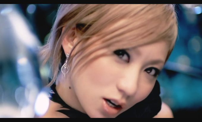 倖田 來未 の 髪型 260686