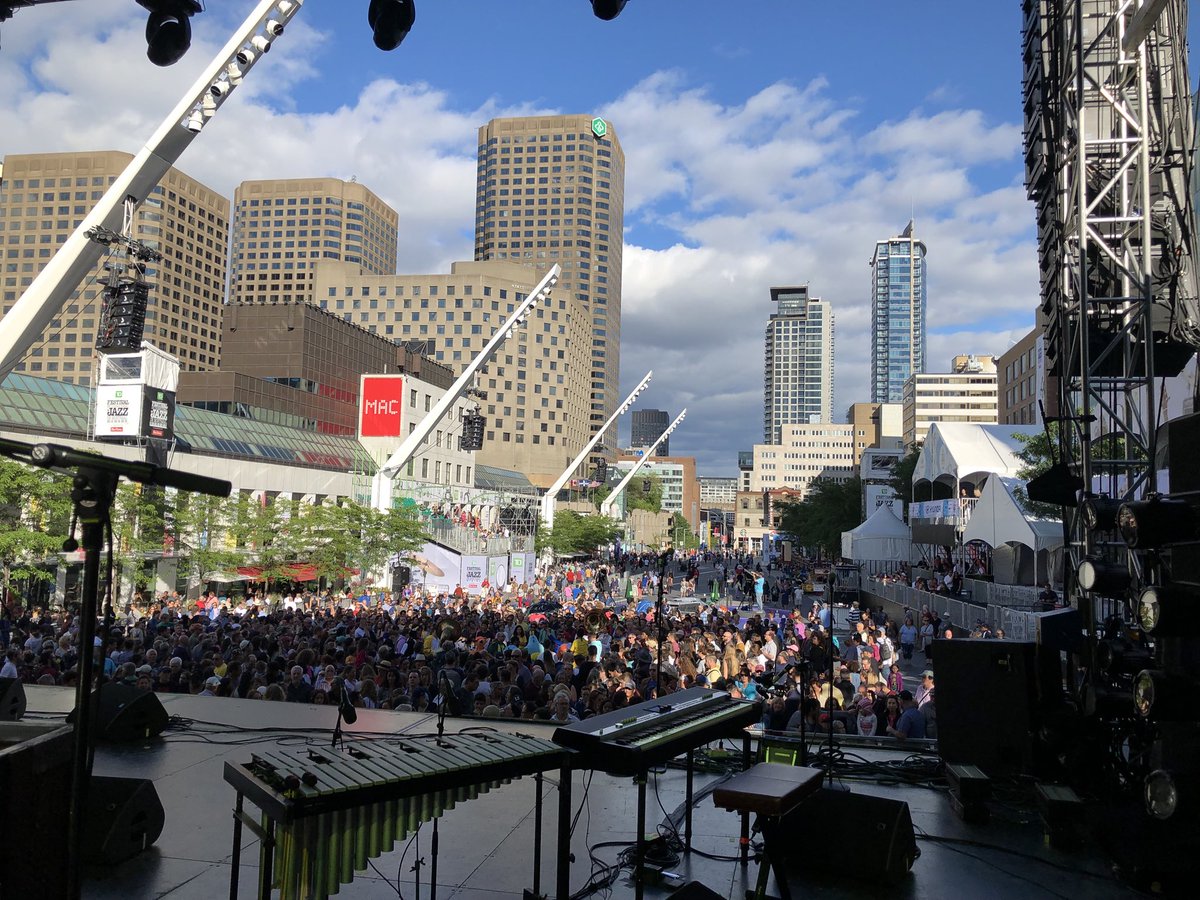 I was inspired to meet young musicians @ the TD Blues Camp. They experienced a musical dream by performing live at the Jazz Festival of Montreal 🎷 Une semaine unique pour ces jeunes musiciens venus du Québec et de l’Ontario🎷<a href="/Banque_TD/">TD (Canada)</a> <a href="/tcapoto/">Tony Capotosto</a> @SylvieDemers_TD <a href="/MathieuBeaudoin/">Mathieu Beaudoin</a>