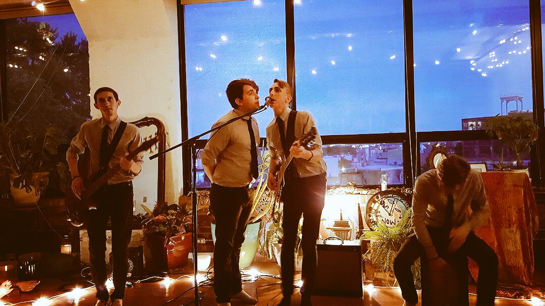 AmyMunz2's tweet photo. Check out @GuysonaBus
They play in Philly again Wednesday, July 11 at Green Haus #guysonabus https://t.co/zAaRnl35Ka