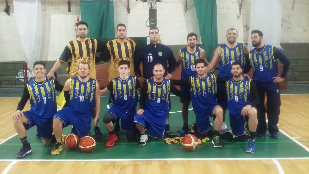 elciudadanoweb's tweet photo. #Básquet 🏀 #Rosarina ⛹️‍♂️ Comenzó la pelea por el ascenso y en la A2 ganaron Provincial y Náutico. En la B, triunfos de Central y de Ben Hur.
▶️ https://t.co/5KbUGot5cW
📝@davidferrara35 
📷 https://t.co/uXUpi88cCC
