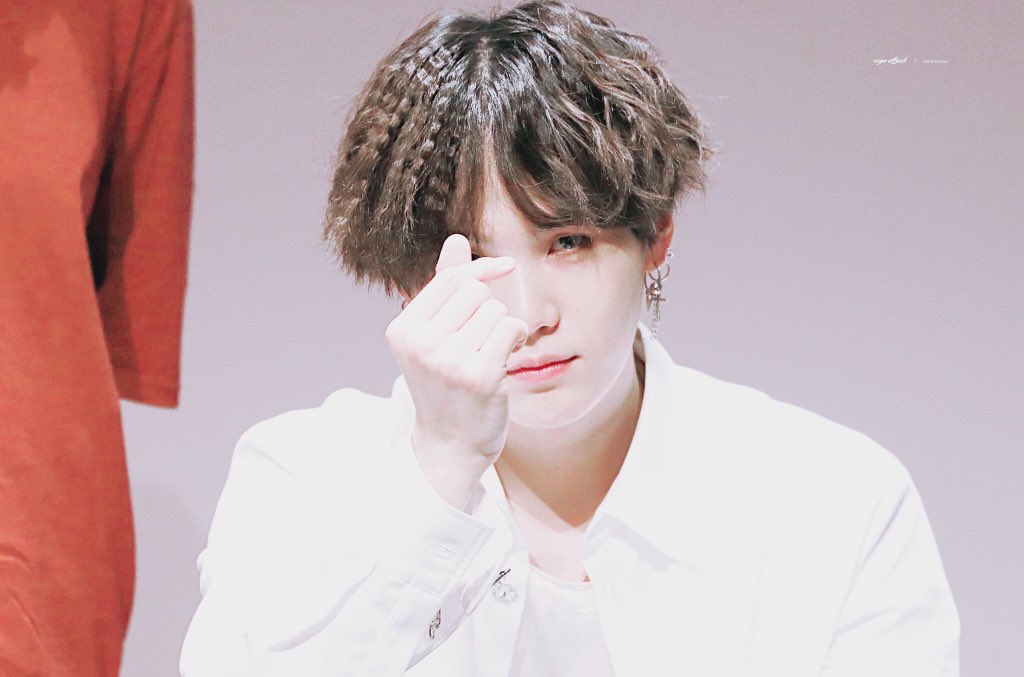 Army_sgion39's tweet image. ❤️01line  16しゃい  高ぬぃ

🧡ユンギさんヒョンラインよりオルペンヌッッッッッ

💛兵庫army

💚ｷﾃｨｶﾞｲ／ｳｻﾞ絡み系女子( ᐛ ) ｱﾊﾟｰ

💙絡みに行くし絡んでほしい✨
#ARMYさんRTorいいねしてくれたら全員フォローします 
 #ARMYさんからの猛絡み大歓迎