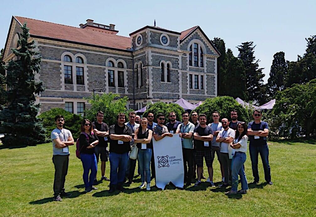 AI4Turkey's tweet photo. Turkey’s leading AI community @deeplearningtr attended “Machine Learning at Bosphorus Ismail Ari Summer School” at Bogazici University. #DeepLearning #MachineLearning #Istanbul #AI #BogaziciUniversity https://t.co/oTO80vhu0Q