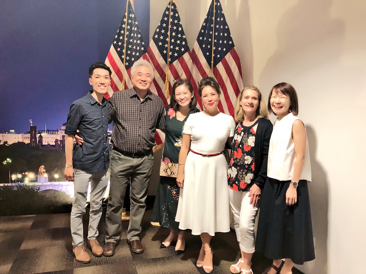 Cecilia12008772's tweet image. Thank you Stephanie Syptak-Ramnath, the Chargé d'affaires, a.i., U.S. Embassy Singapore, and your warm hospitality at the Independence Day Celebration! Happy 4th of July!! #fojsg