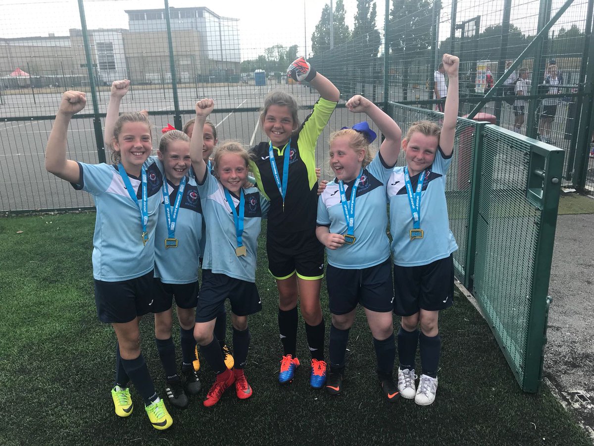 CTKMcrSport's tweet photo. What a week it has been for girls football. Wednesday our Year 5/6 team took silver in the Manchester finals before our Year 4/5 girls became County Champions on Friday. Thanks to @MFA_YLA @mcrschoolsPE #itscominghome #girlsfootball #CHAMPIONS https://t.co/wdFMEh0Ehb