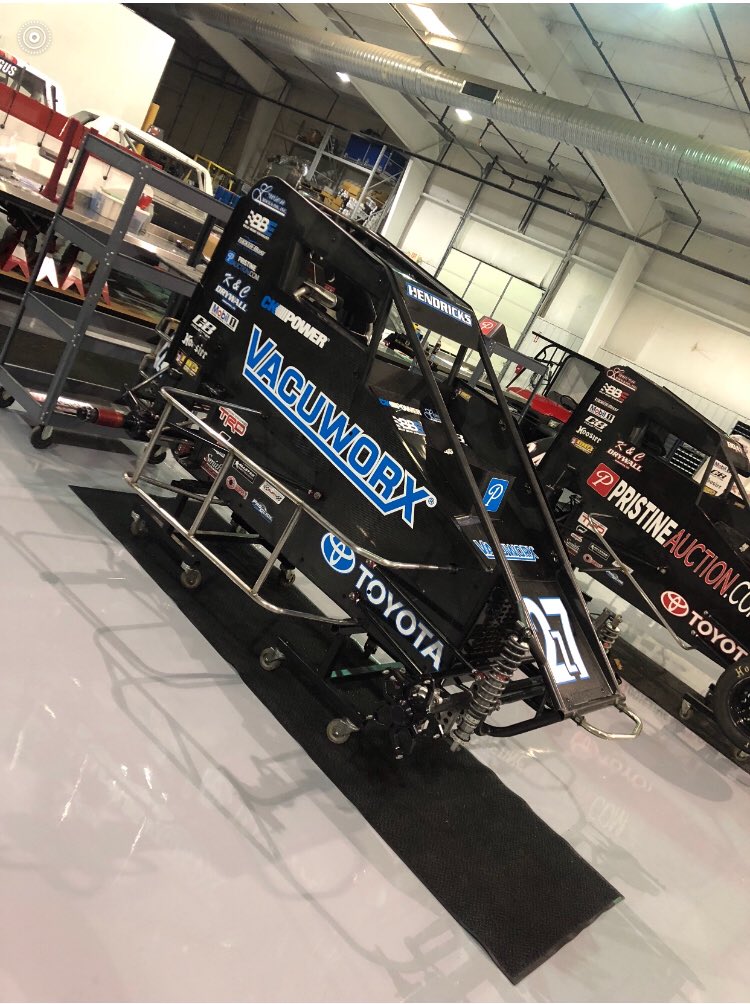 hendricks_zane's tweet photo. All ready to go and headed to Oklahoma for @USACNation Midwestern swing! It kicks off Tuesday night @RedDirtRaceway, for the first national midget race in Oklahoma in 43 years! https://t.co/Q9zO6WkEie