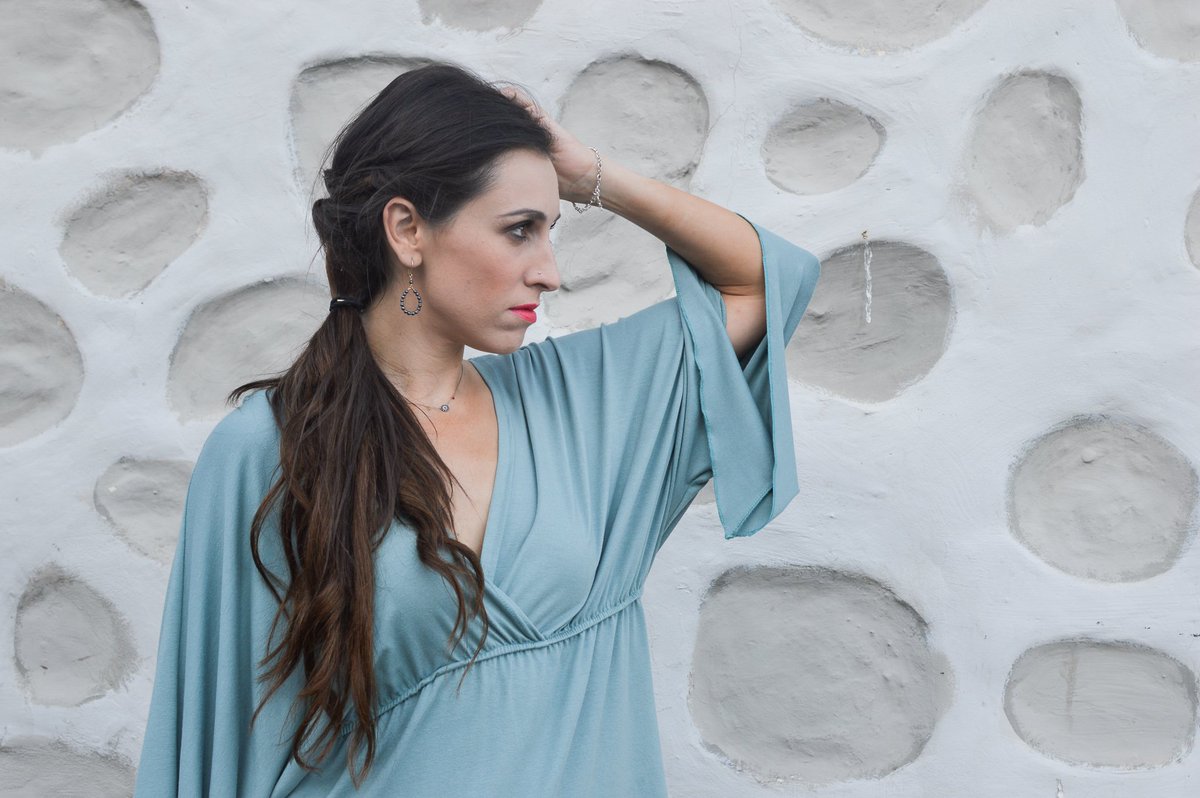 Kassiani_cheir's tweet photo. How to wear your kaftan every day! Click the link to see the look and video from the show. https://t.co/i8deSz6p7p #justkassi #fashionbloggeroftheyear https://t.co/qB1NTAl9bv