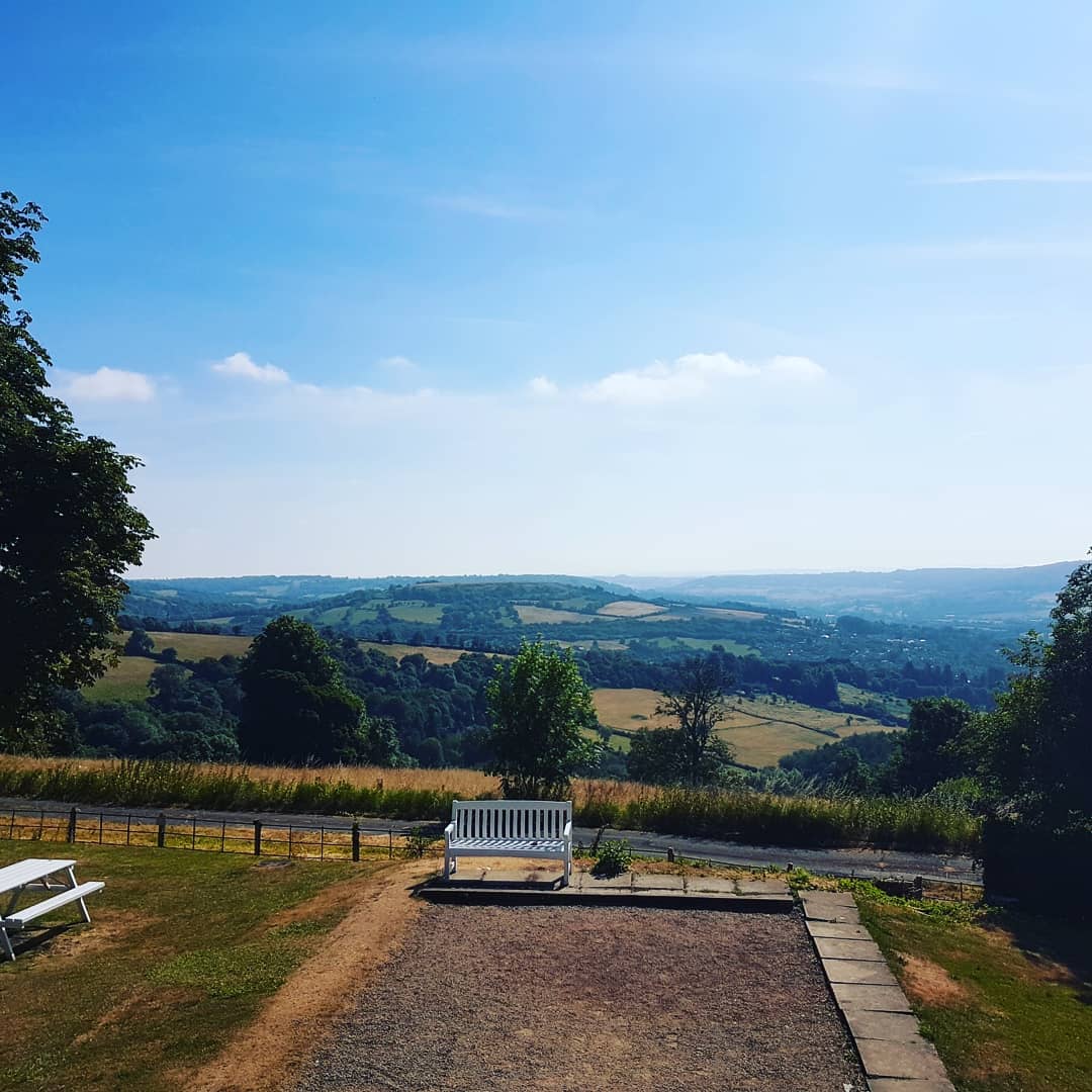 What a view to start the day with. Breakfast with a view. 
#livelife #investtolive #propertydeveloper #makemomentsthatmatter #pearlproperty #property #bath #Bristol