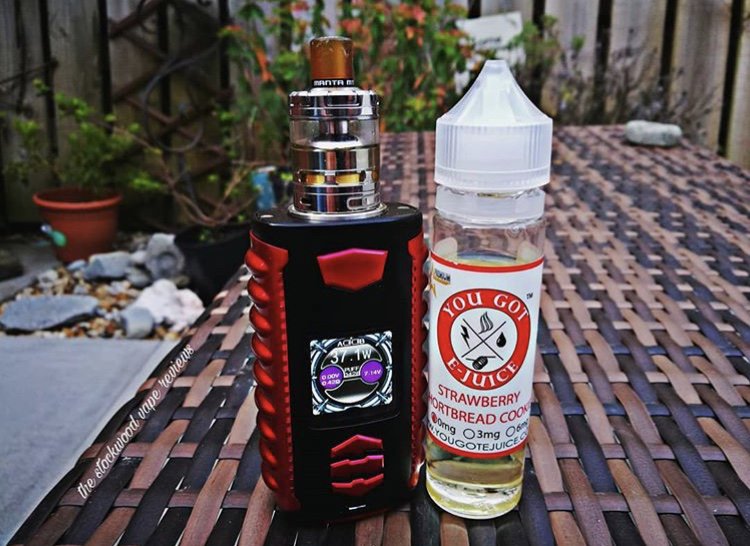 Here we have the incredible strawberry shortcake cookie eliquid by <a href="/yougotejuiceuk/">YouGotE-JuiceUK</a> .
It's it's so so good.
@the_stockwood_vape_reviews
#ejuice #eliquid #vapeadvocate #vapeallday #vaper #cloudchaser #vape #vapelife #vapeon #vapes #vapeshop #vapephotography #instavape #vapingstyle