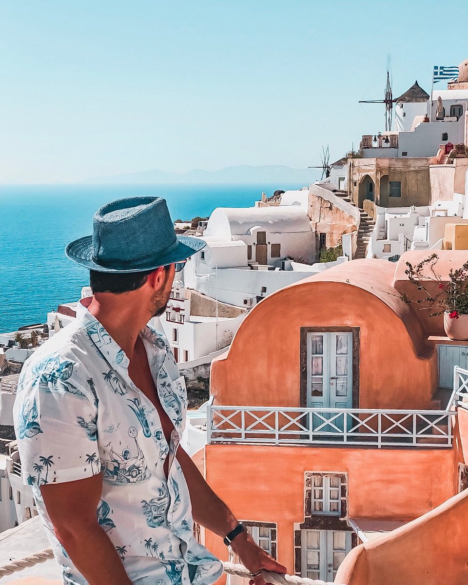 Tiwel_Spain's tweet photo. No abandones las ansias de hacer de tu vida algo extraordinario.
Gracias @javicubo por tus espectaculares fotos desde Grecia 🇬🇷. #Tiwel #shirt #MagicoMora #Magictiki 👕 https://t.co/NGw6MB7BEb