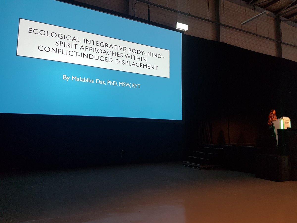 eileen_scutchy1's tweet photo. Malabika Das talks about mind-body-spirit approach to prevent retraumatisation in conflict displacement settings #SWSD18 @socworkbeaumont 'social workers need to be trauma informed' https://t.co/gWByV7N8nL