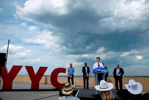 Woman says Trudeau apologized day after encounter at B.C. music festival in 2000. #ottnews  ottawamatters.com/national-news/… https://t.co/AKOmNmGBe0