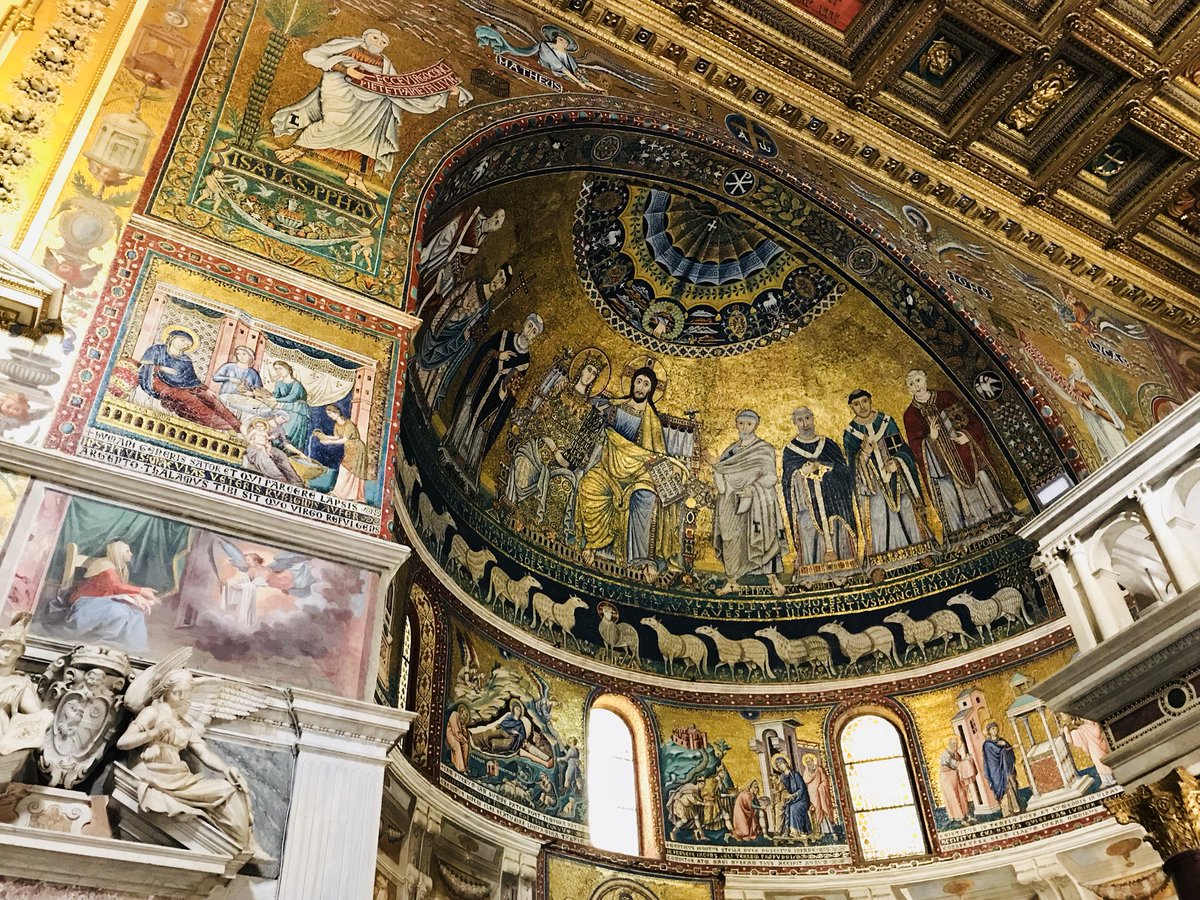 Santa Maria in #Trastevere è un capolavoro ❤️ Se poi c’è yourguidebyapp.com a raccontarla, ancora meglio!