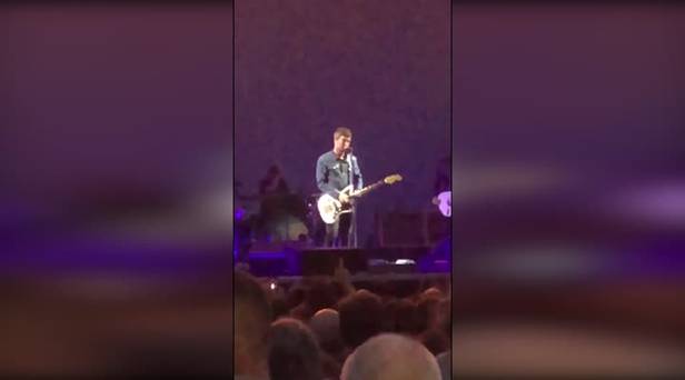 #WATCH Noel Gallagher slams England football fans at High Flying Birds concert indo.ie/h4lW30kQs41