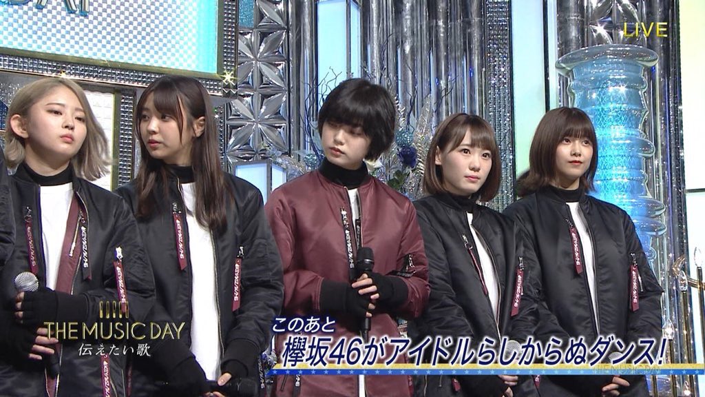 mahohonsyurskky's tweet photo. 赤色のジャケット見えた瞬間に叫んだ人素直にRT https://t.co/oETLp83kfF