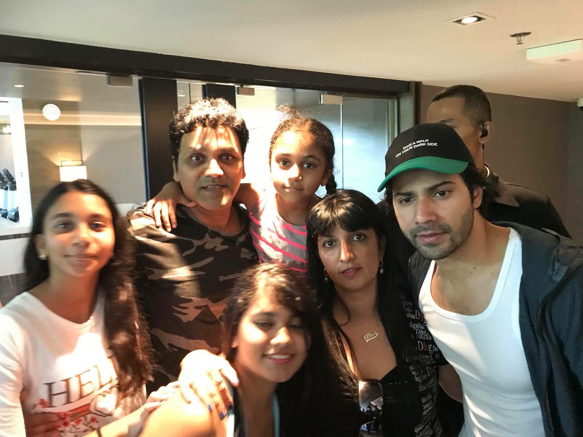 DanElinor's tweet photo. @Varun_dvn thank you Varun for giving my sister (your biggest fan) a chance to see you perform live in iifa! And you was amazing!!🔥 and she doesn’t forget to scream in the audience before you start to dance: “Varun Dhawan I Love You” https://t.co/Z9ZOCk9eZM