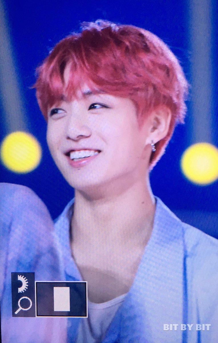 Hngkook9's tweet photo. #FIFABTSFakeLove @BTS_twt https://t.co/I70SCKHZdA