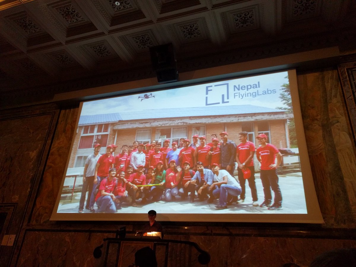 csarasuagar's tweet image. @PatrickMeier &quot;it was important to help reconstruct damaged areas using a collective and democratic process&quot; #CI2018 #HCOMP2018