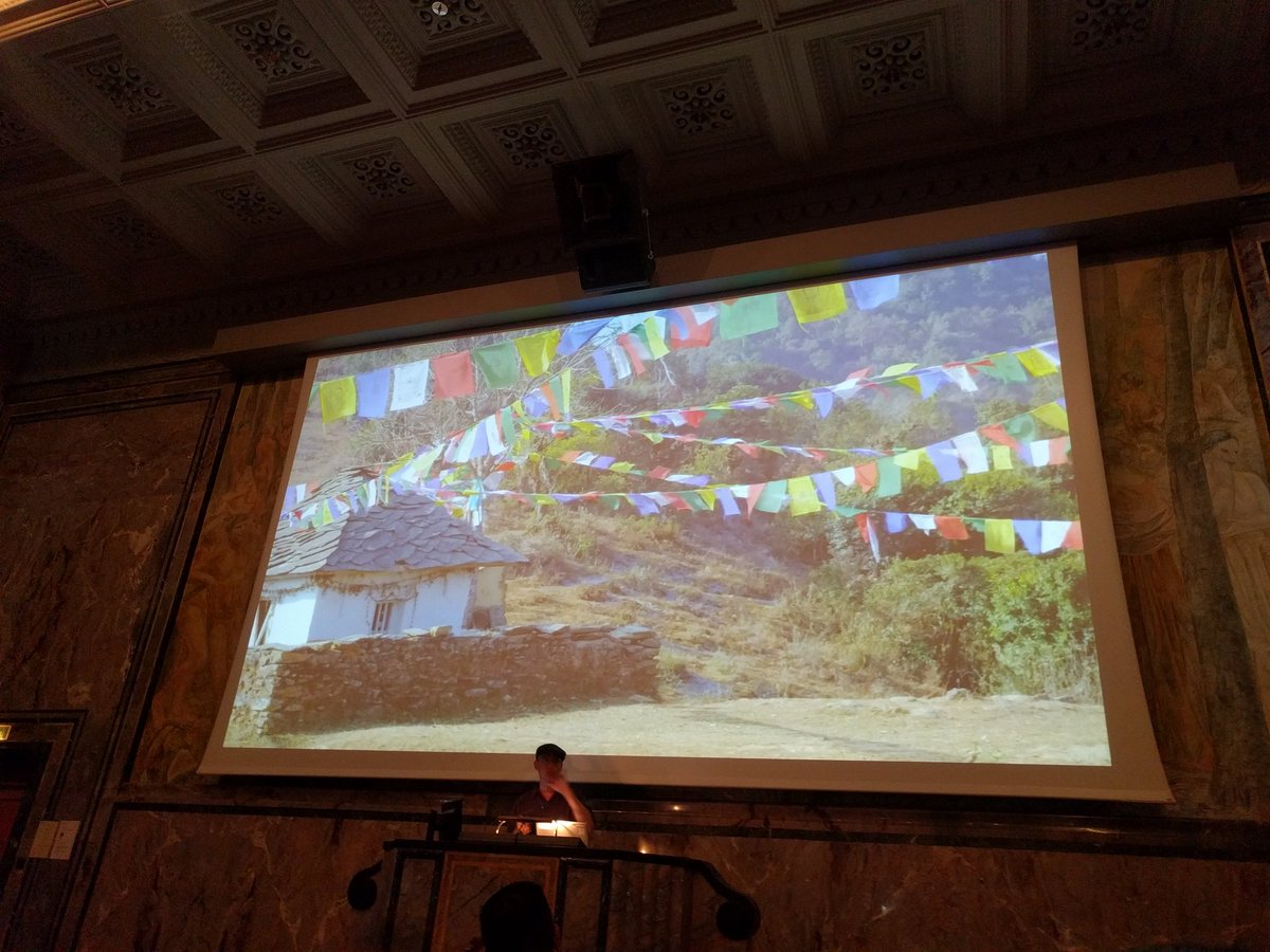 csarasuagar's tweet image. @PatrickMeier &quot;it was important to help reconstruct damaged areas using a collective and democratic process&quot; #CI2018 #HCOMP2018