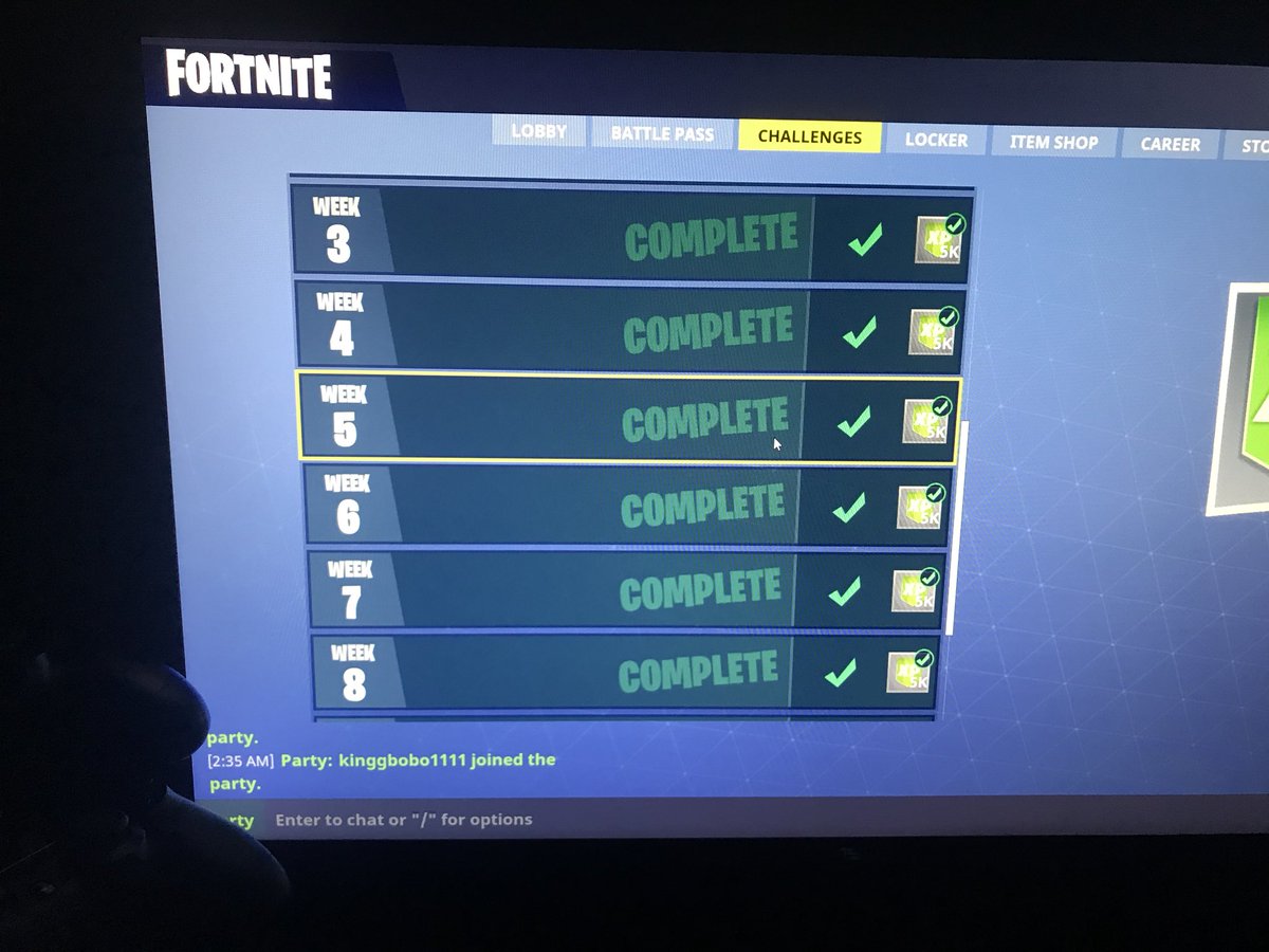 RapaticPlays's tweet photo. @FortniteGame I don’t have all the backgrounds but I’ve done all the challenges ? https://t.co/JxON0ZCnme