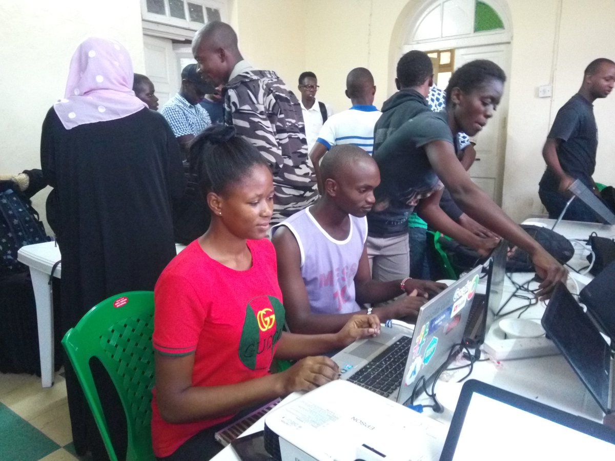 TrizahAkoth's tweet image. #HTML_CSS 
@SwahiliBox