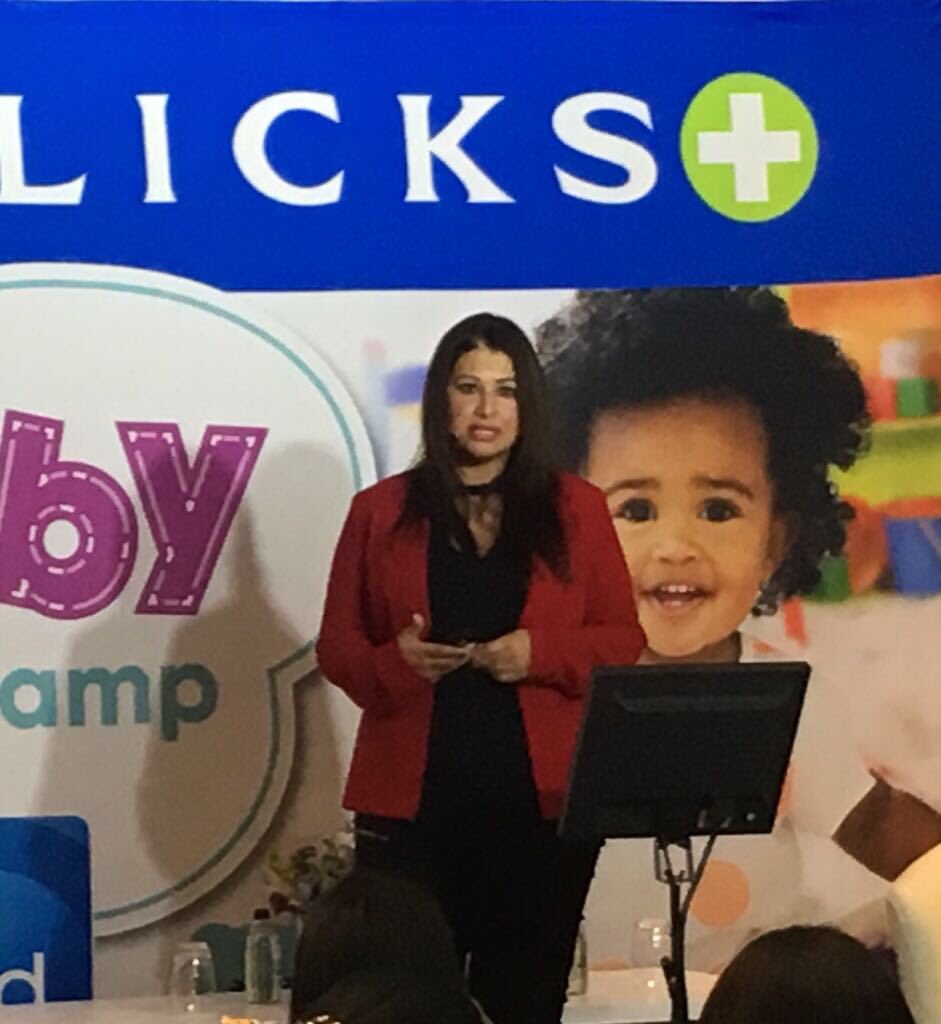 Clicks_SA's tweet photo. Guest speaker, Ronell Hendricks from Colgate, chats to us about oral health care during pregnancy! πΆ#BabyClubBootCamp https://t.co/Zsqu5mKnh7