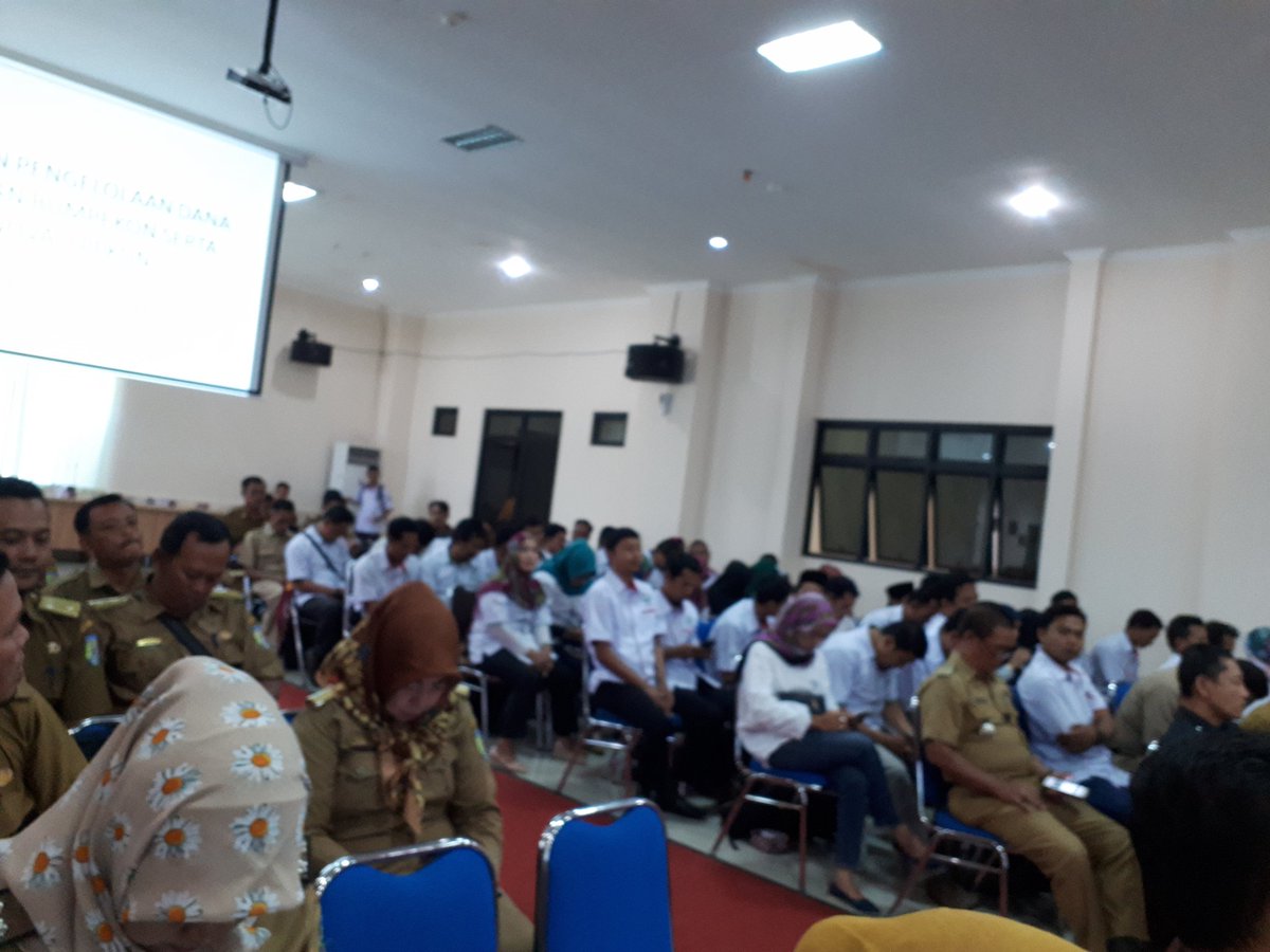 kaylathin85's tweet photo. #PIDmandirikanDesa  #TPPILampung  Rapat Koordinasi Kabupaten PLD PD TA dan OP kab #Pringsewu @taufikmadjid71 @EkoSandjojo @anwsanusi @fachrilabalado @PMD_Lampung @tppindonesia @KemenDesa @Itjen_Kemendes https://t.co/NXHY8djP0i