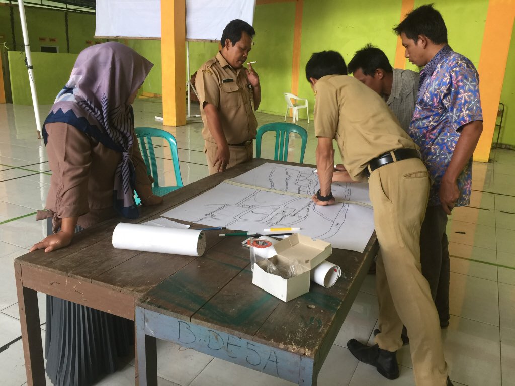 InungRere's tweet photo. Penggalian potensi desa utk mengembangkan potensi desa dan menjadikan desa mandiri #PIDmandirikanDesa 
@Wakhidjumali 
@kpw4jateng 
@EkoSandjojo https://t.co/9jVnTsZRA4