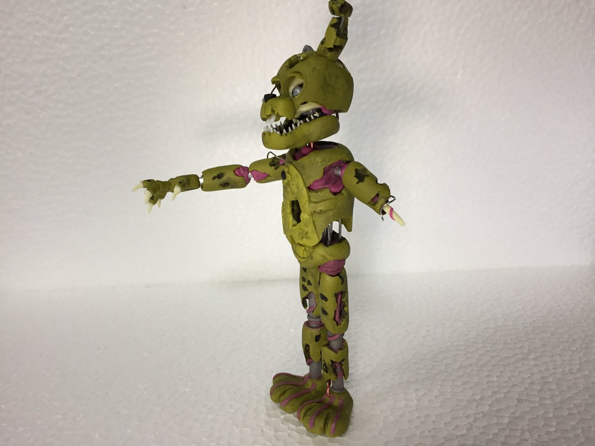 アラク V Twitter Ffpsよりウィリアム アフトン スクラップトラップ の粘土フィギュアが完成しました